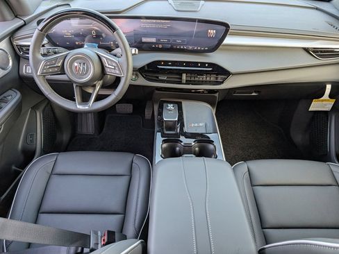 New 2026 Buick Enclave Avenir w/ Super Cruise Package FWD image 8