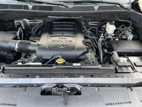 Used 2015 Toyota Tundra SR5 image 31