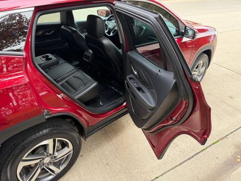 Used 2020 GMC Terrain SLT AWD/4WD image 26
