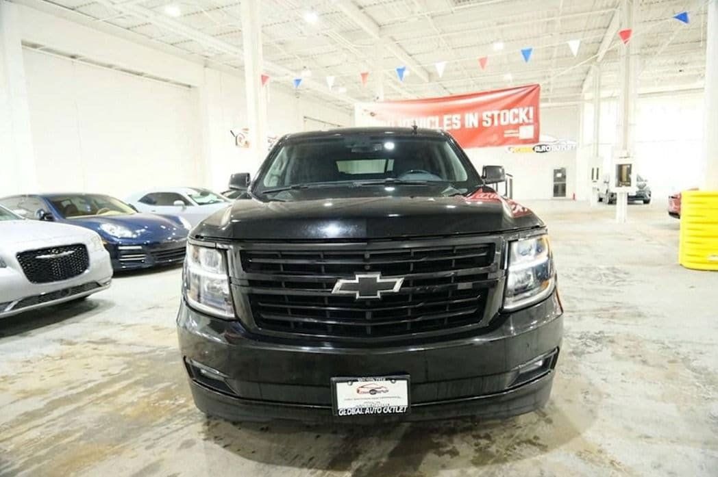 Used 2019 Chevrolet Suburban Premier AWD/4WD image 3