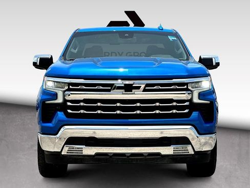 Used 2022 Chevrolet Silverado 1500 LTZ AWD/4WD image 3
