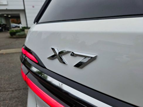 New 2026 BMW X7 xDrive40i image 16