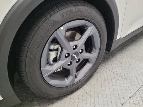 Used 2025 Kia K4 FWD image 31
