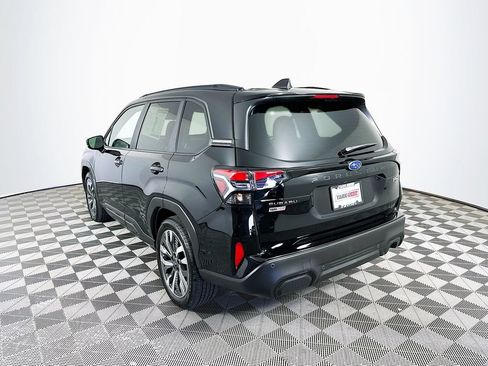 Used 2025 Subaru Forester Touring AWD/4WD image 7