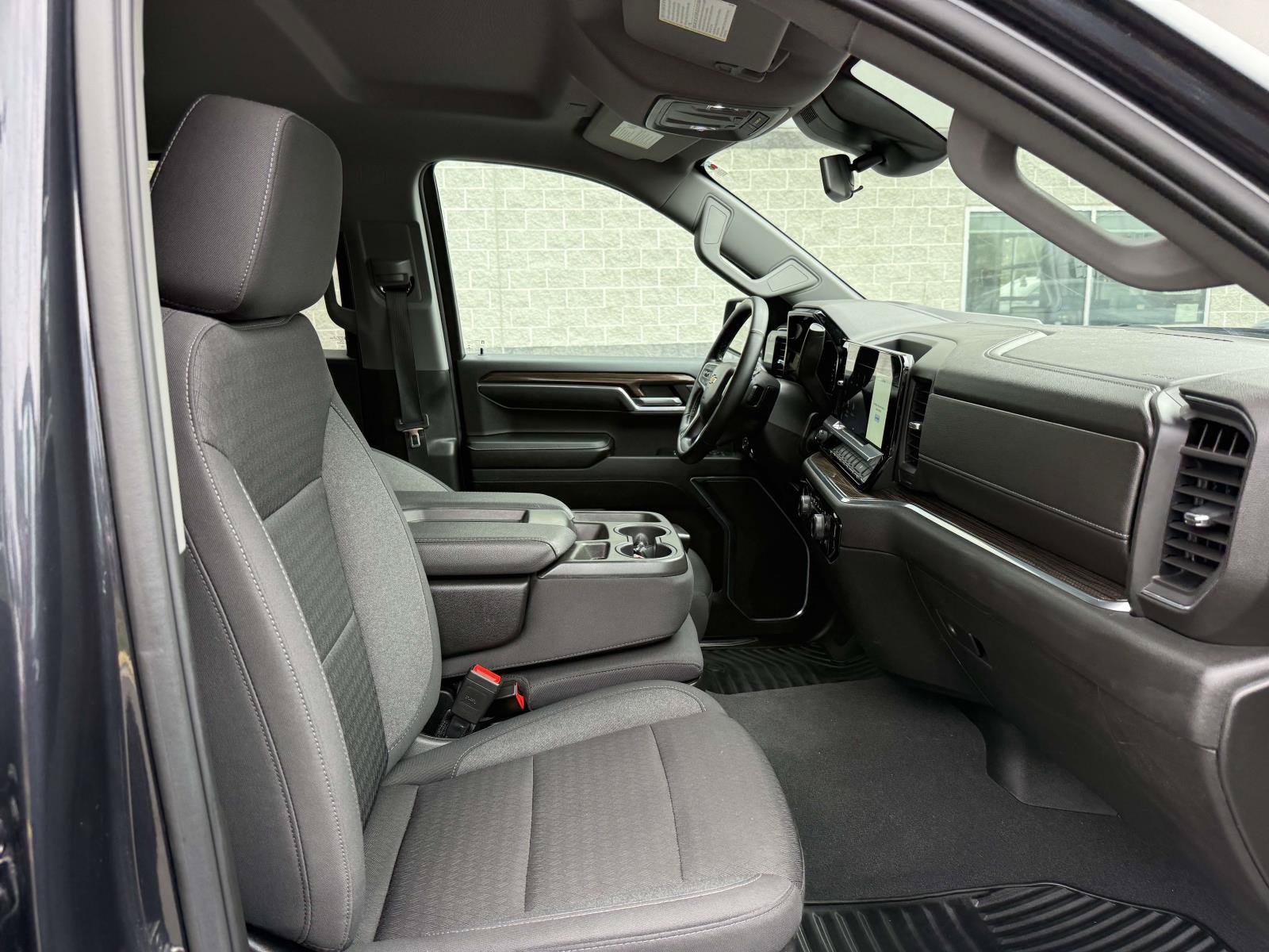 Certified 2023 Chevrolet Silverado 1500 LT AWD/4WD image 14