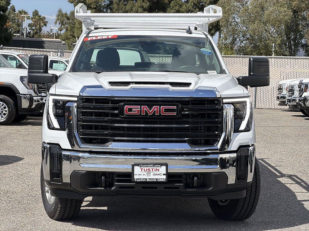New 2026 GMC Sierra 2500 Pro RWD image 2