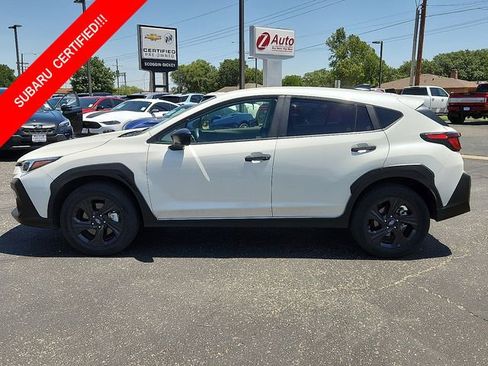 Used 2024 Subaru Crosstrek 2.0i image 2