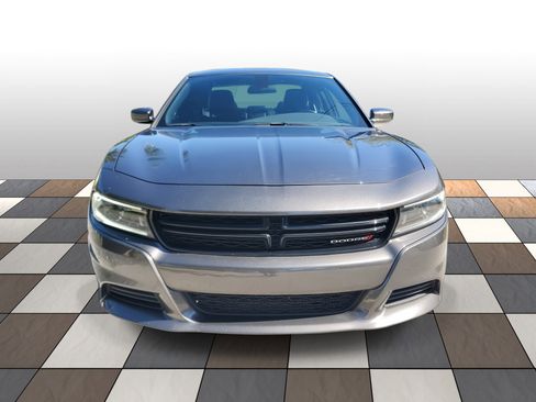 Used 2022 Dodge Charger SXT w/ Leather Interior Group image 2