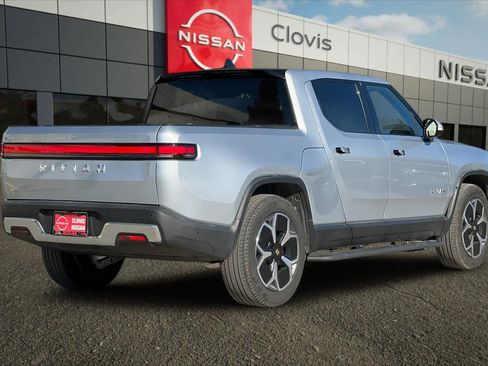 Used 2023 Rivian R1T Adventure image 3