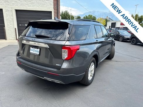 Used 2020 Ford Explorer XLT w/ Equipment Group 202A AWD/4WD image 7