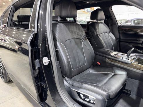 Used 2016 BMW 750i image 67