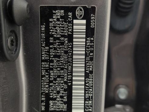 Used 2018 Toyota Camry LE FWD image 38