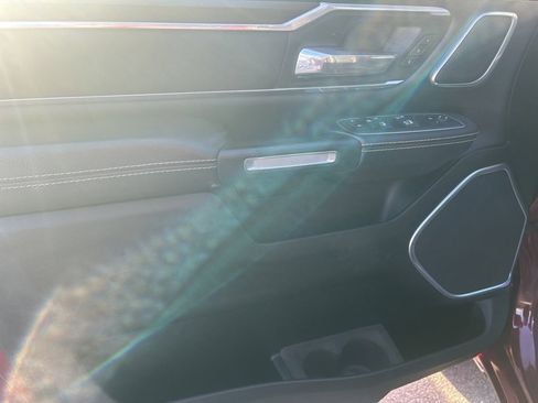 Used 2022 RAM 1500 Laramie image 9