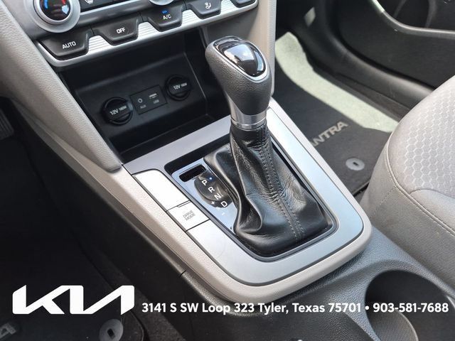Used 2020 Hyundai Elantra SEL FWD image 33
