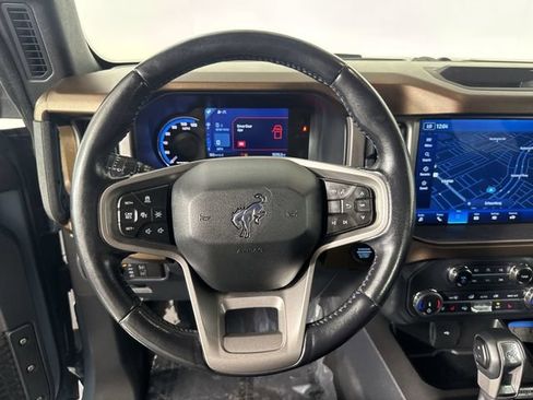 Used 2022 Ford Bronco Outer Banks AWD/4WD image 10