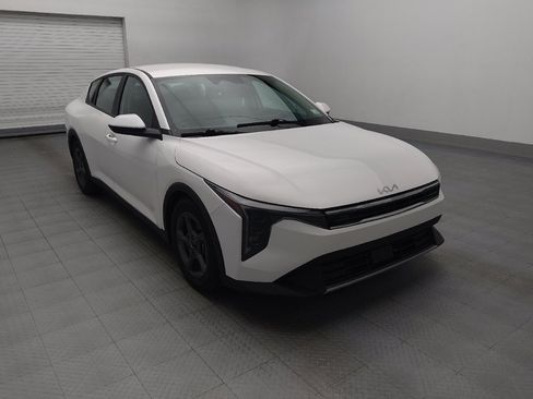 Used 2025 Kia K4 FWD image 13