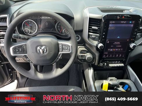 New 2026 RAM 1500 Big Horn AWD/4WD image 7