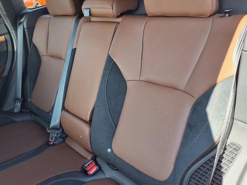 Used 2025 Subaru Forester Touring AWD/4WD image 10