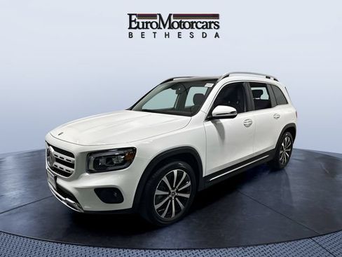 Used 2023 Mercedes-Benz GLB 250 4MATIC image 1