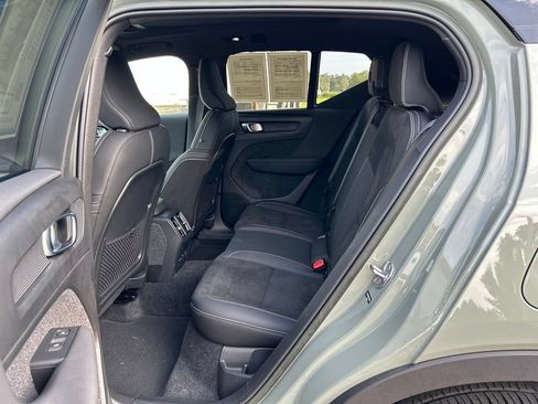 Used 2023 Volvo XC40 Recharge Ultimate AWD/4WD image 49