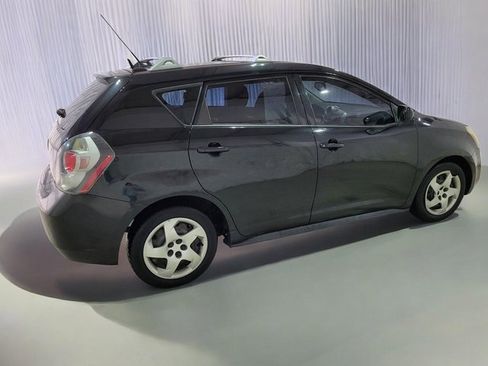 Used 2010 Pontiac Vibe Base image 17