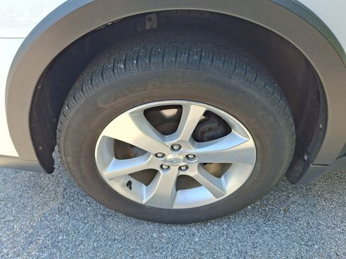 Used 2013 Subaru Outback 2.5i Limited AWD/4WD image 4