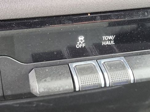 Used 2021 RAM 1500 Big Horn RWD image 8
