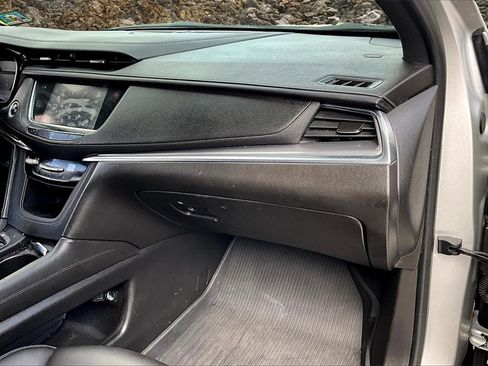 Used 2020 Cadillac XT5 Luxury w/ LPO, Floor Liner Package image 15