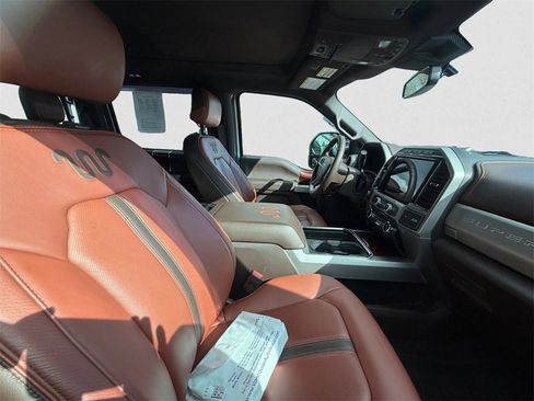 Used 2022 Ford F350 King Ranch w/ King Ranch Ultimate Package image 10