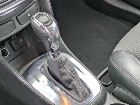 Used 2013 Buick Encore AWD image 28