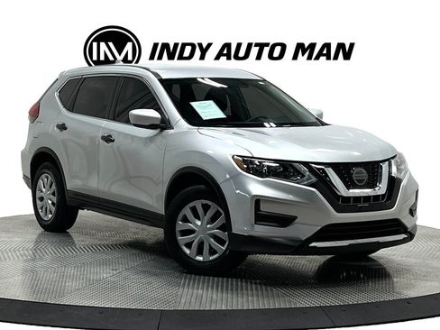 Used 2018 Nissan Rogue S AWD/4WD image 2