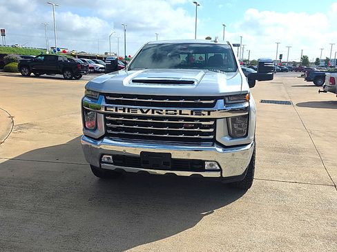 Used 2020 Chevrolet Silverado 3500 LTZ w/ LTZ Texas Edition AWD/4WD image 6