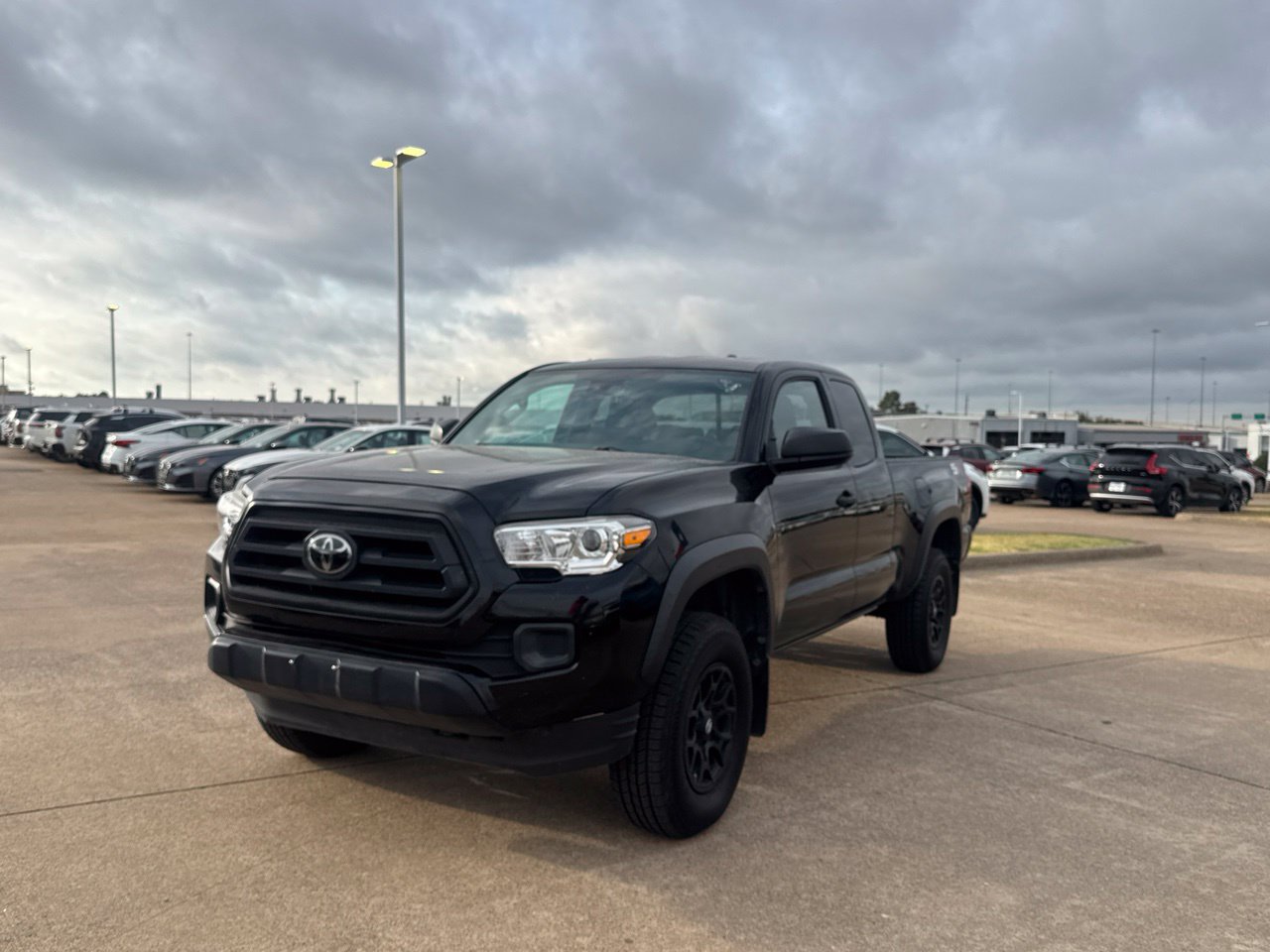 Used 2021 Toyota Tacoma SR w/ SX Package AWD/4WD image 9