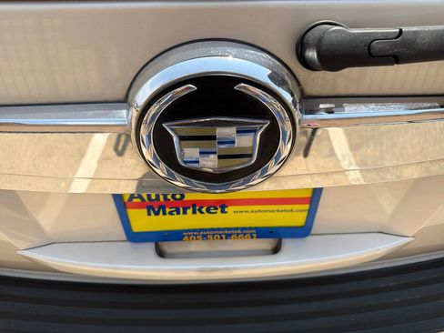 Used 2012 Cadillac Escalade Luxury RWD image 53