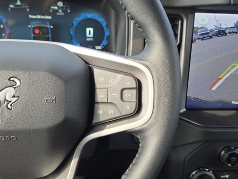 New 2025 Ford Bronco Badlands image 31