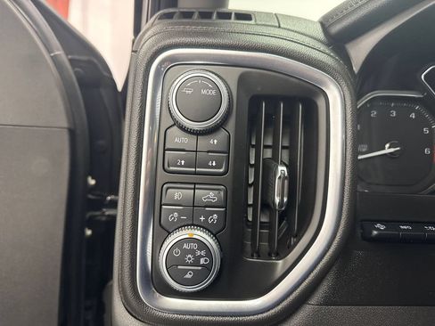 Used 2020 GMC Sierra 1500 Denali w/ Denali Ultimate Package AWD/4WD image 11