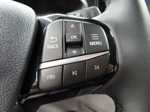 Used 2023 Ford Escape SE image 50