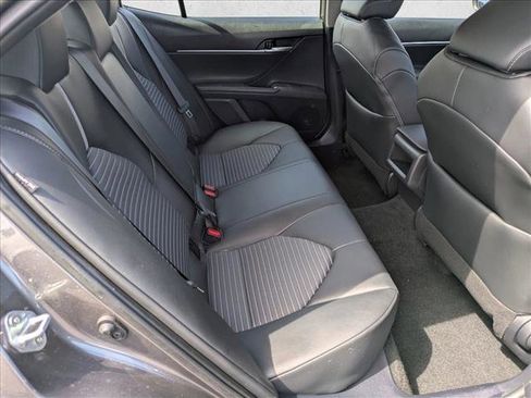 Used 2024 Toyota Camry SE FWD image 18