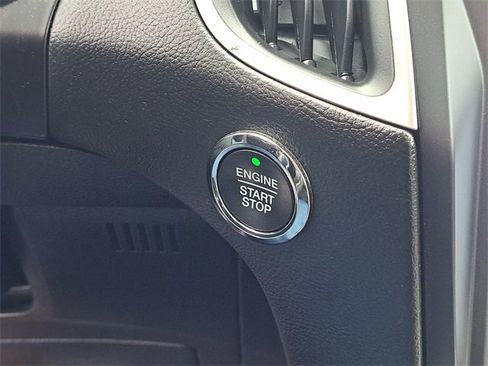 Certified 2022 Ford Edge SEL w/ Convenience Package image 17