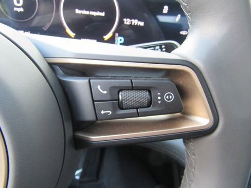 Used 2022 Porsche Taycan 4S image 38