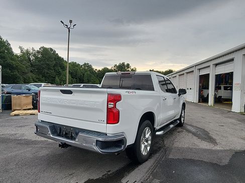 Used 2020 Chevrolet Silverado 1500 LTZ w/ LTZ Premium Package AWD/4WD image 5