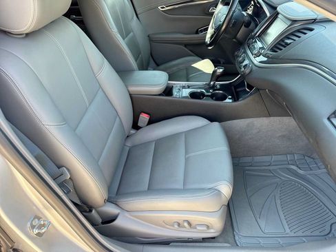 Used 2019 Chevrolet Impala LT w/ Sunroof and Spoiler Package FWD image 21