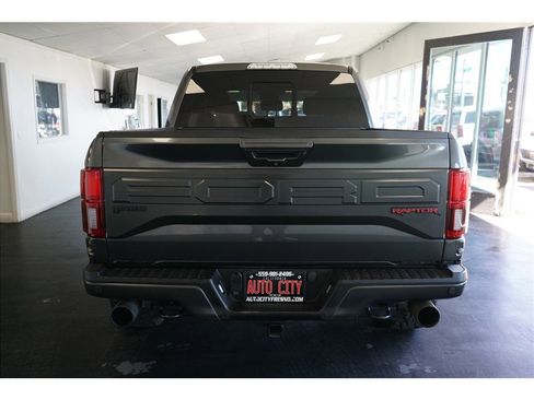 Used 2018 Ford F150 Raptor w/ Equipment Group 802A Luxury image 6