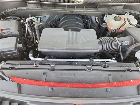 Used 2025 GMC Yukon AT4 image 30