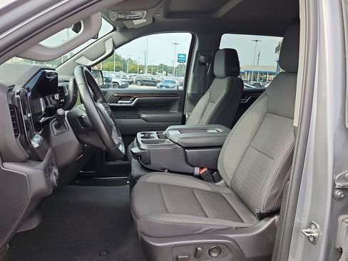 Used 2024 Chevrolet Silverado 1500 LT AWD/4WD image 24