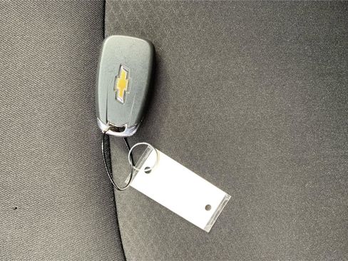 Used 2023 Chevrolet Malibu LT image 35