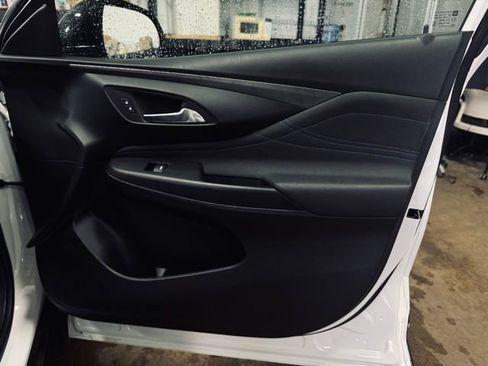 Used 2025 Buick Envista Sport Touring FWD image 13