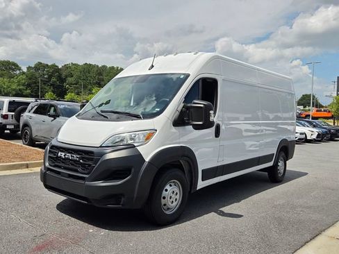 Used 2023 RAM ProMaster 2500 FWD image 3