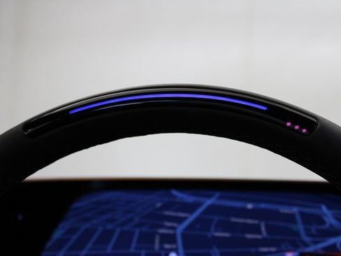 Used 2025 Cadillac CT5 V w/ Technology Package image 32