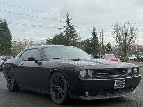 Used 2014 Dodge Challenger R/T w/ Sound Group II image 7